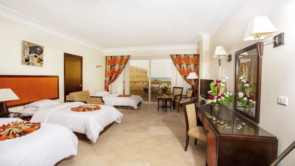 الفندق إيه أم سى رويال - الغردقة